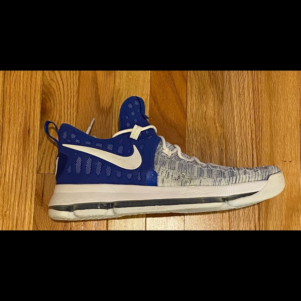 KD9 Basketball Shoes Size 13
